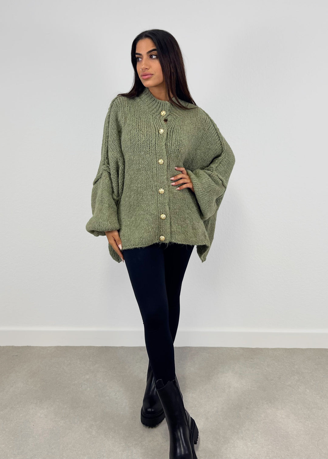 Amy Oversize Cardigan